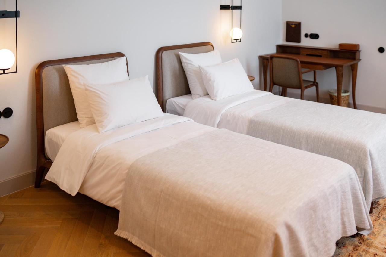 Pana Boutique Hotel Shymkent Esterno foto