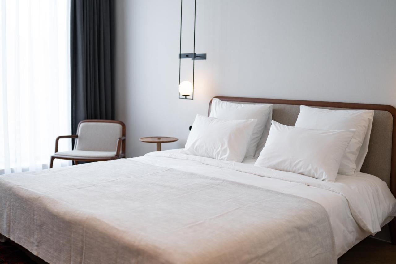 Pana Boutique Hotel Shymkent Esterno foto