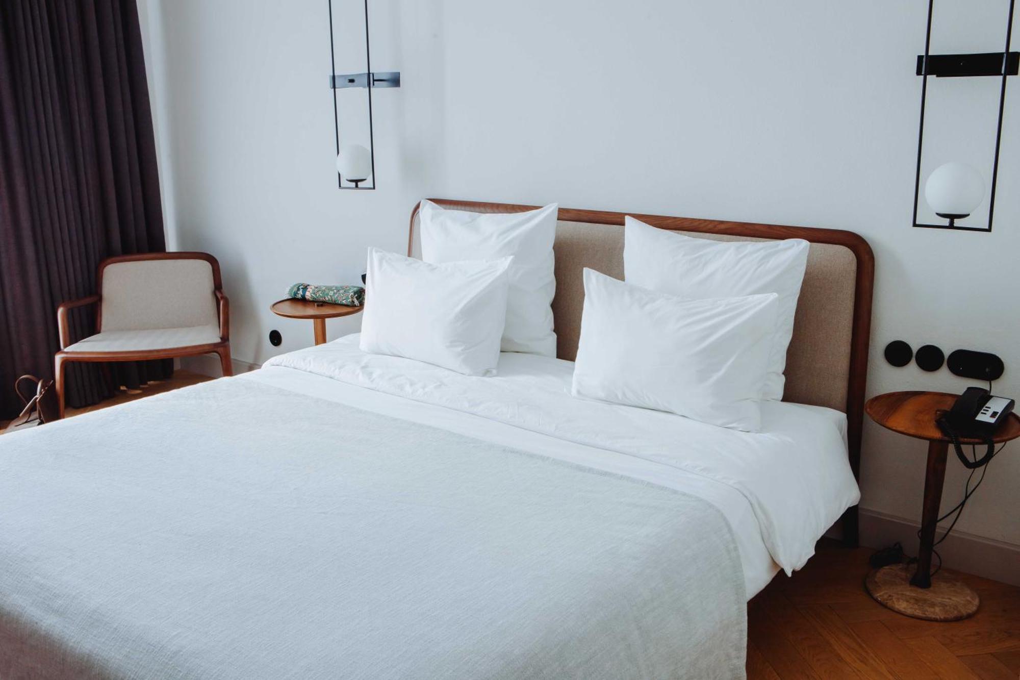Pana Boutique Hotel Shymkent Esterno foto