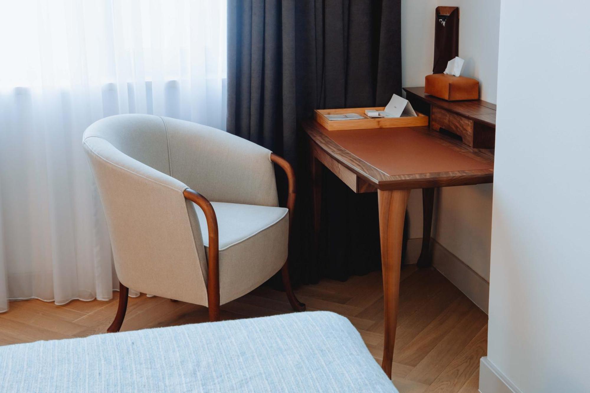 Pana Boutique Hotel Shymkent Esterno foto